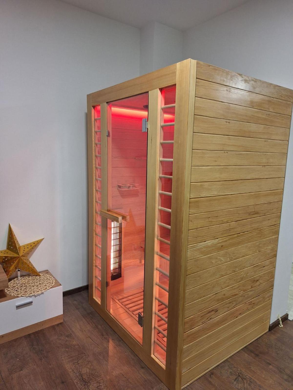Kraljeva Hiza - Apartmani I Sobe Kralj Sveti Martin Na Muri Buitenkant foto