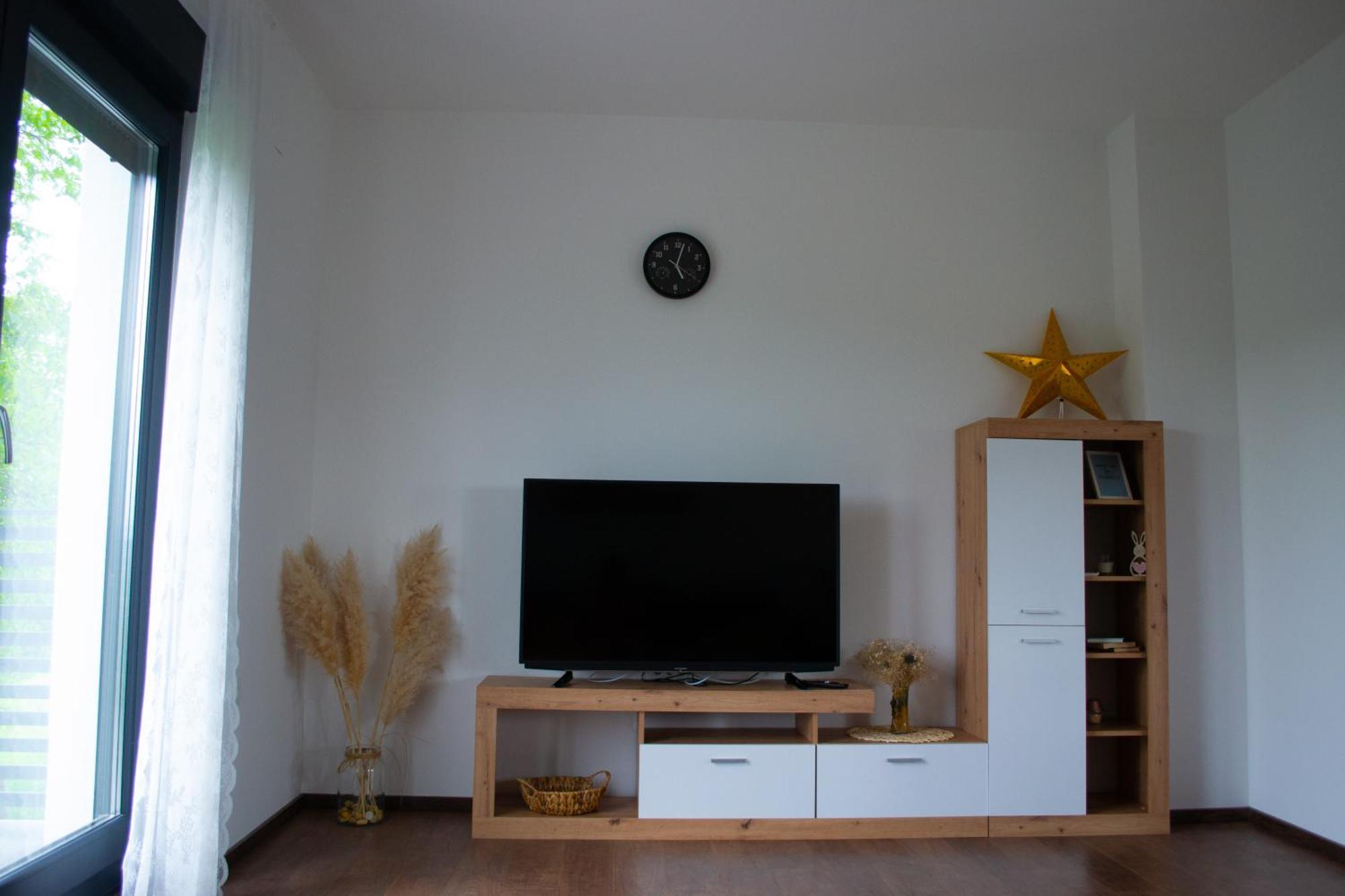 Kraljeva Hiza - Apartmani I Sobe Kralj Sveti Martin Na Muri Buitenkant foto